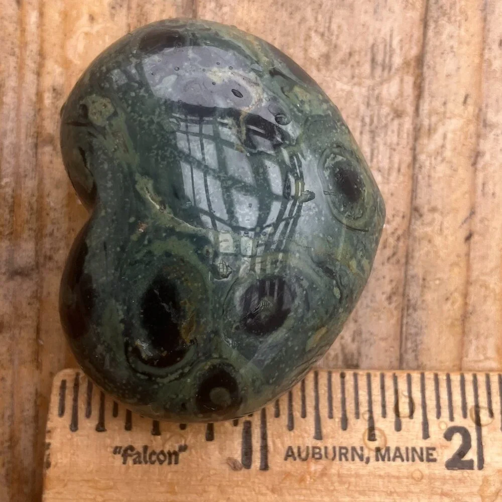 ✨ Rare Kambaba Jasper Polished Heart – Ancient Fossil Stone